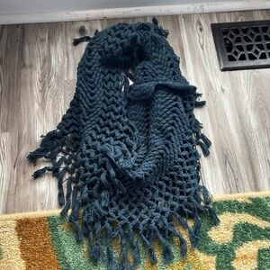 Elegant Knit Scarf in Dark Blue